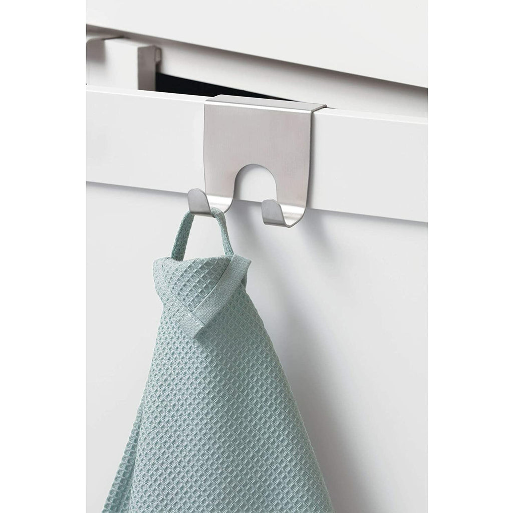 Idesign Forma Over the Cabinet (OTC) Hook 2, close up in use.
