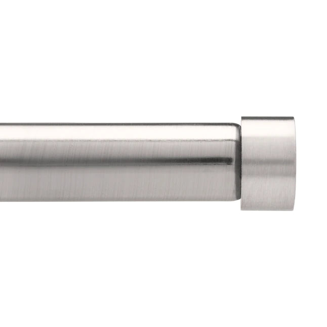 Umbra Cappa curtain rod close up, 120-180in (305-457cm) length, 1" (2.5cm) dia.