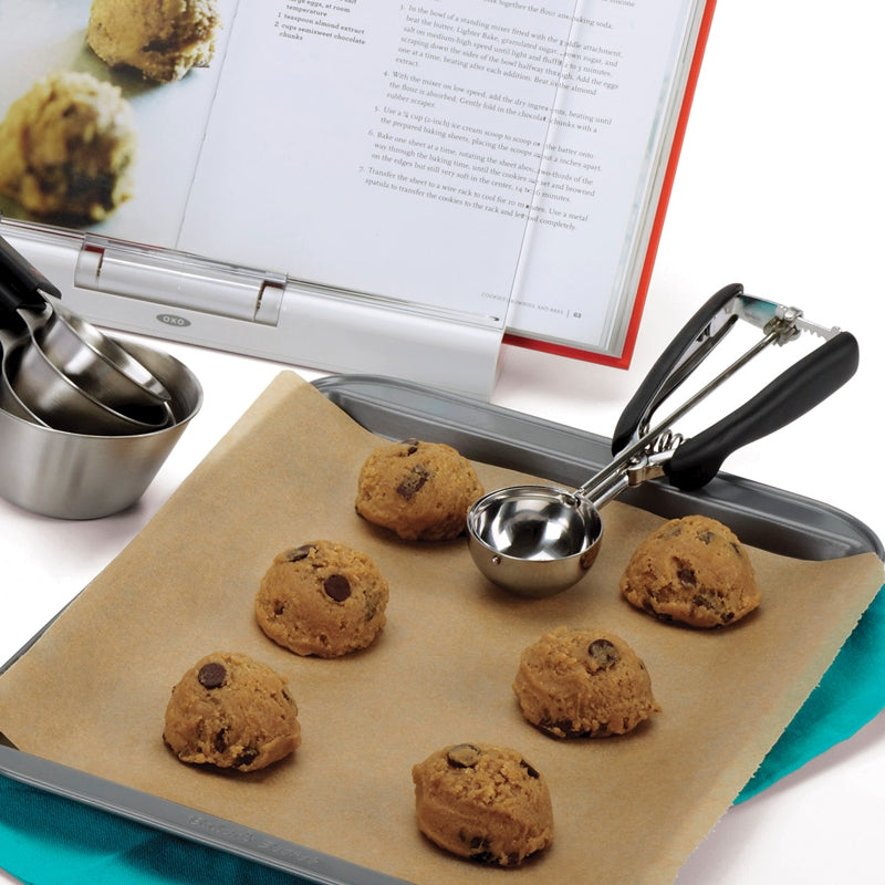OXO Medium Cookie Scoop (1.5 Tablespoons)