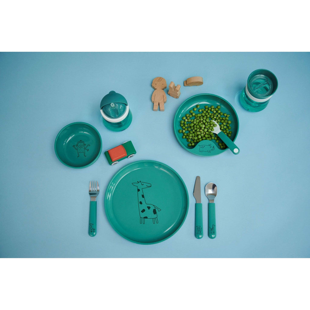 MIO Trainer plate in turquoise, set in use.