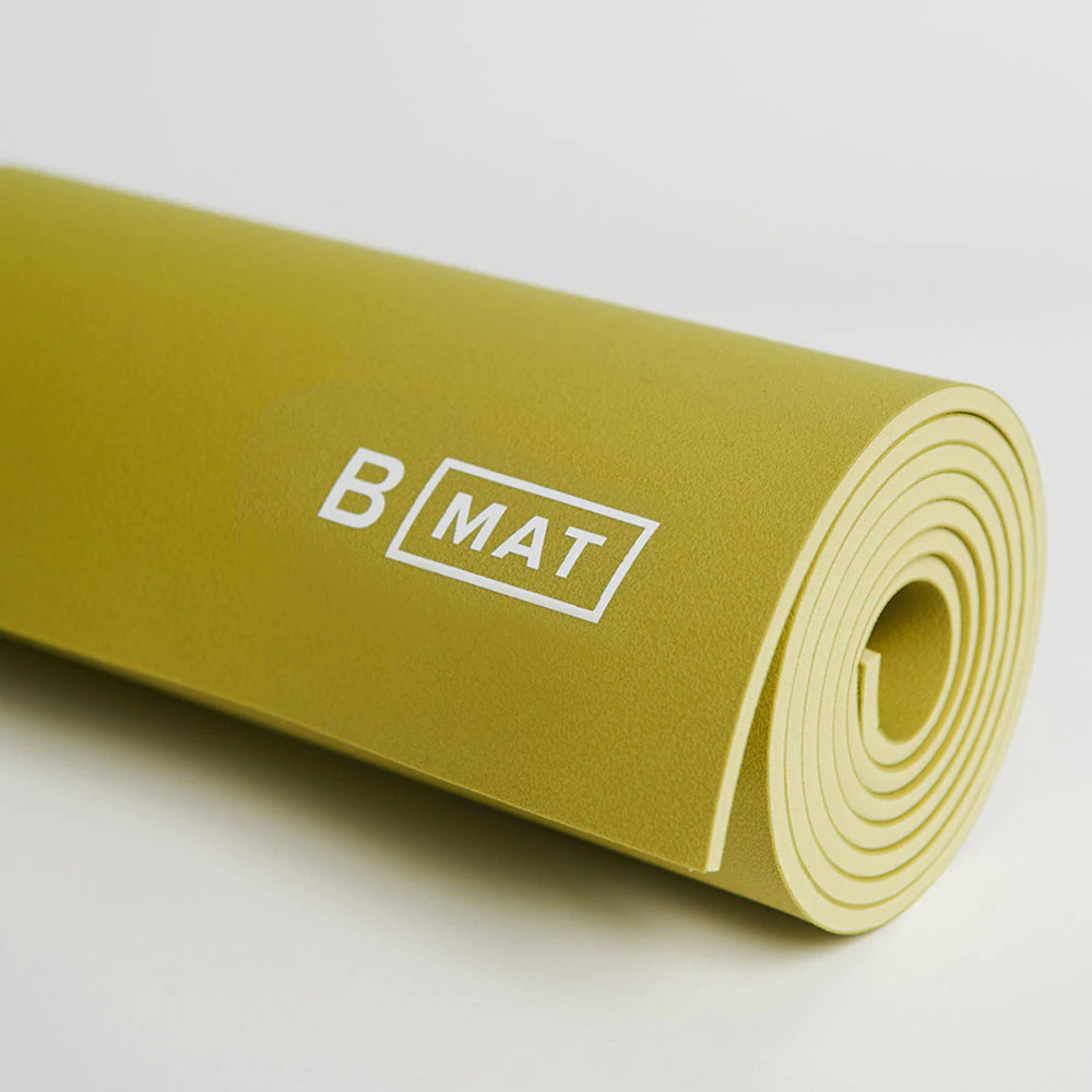 Halfmoon B Yoga Strong 6mm Mat, in moss, close up.